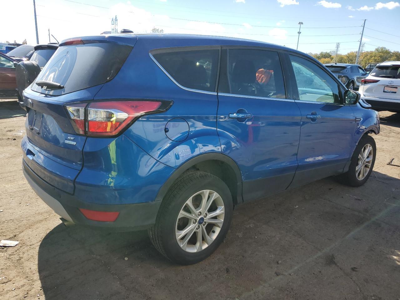 2017 Ford Escape Se - Фото 3