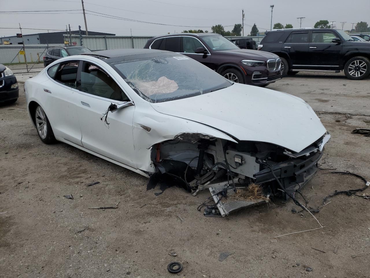 2016 Tesla Model S - Фото 4