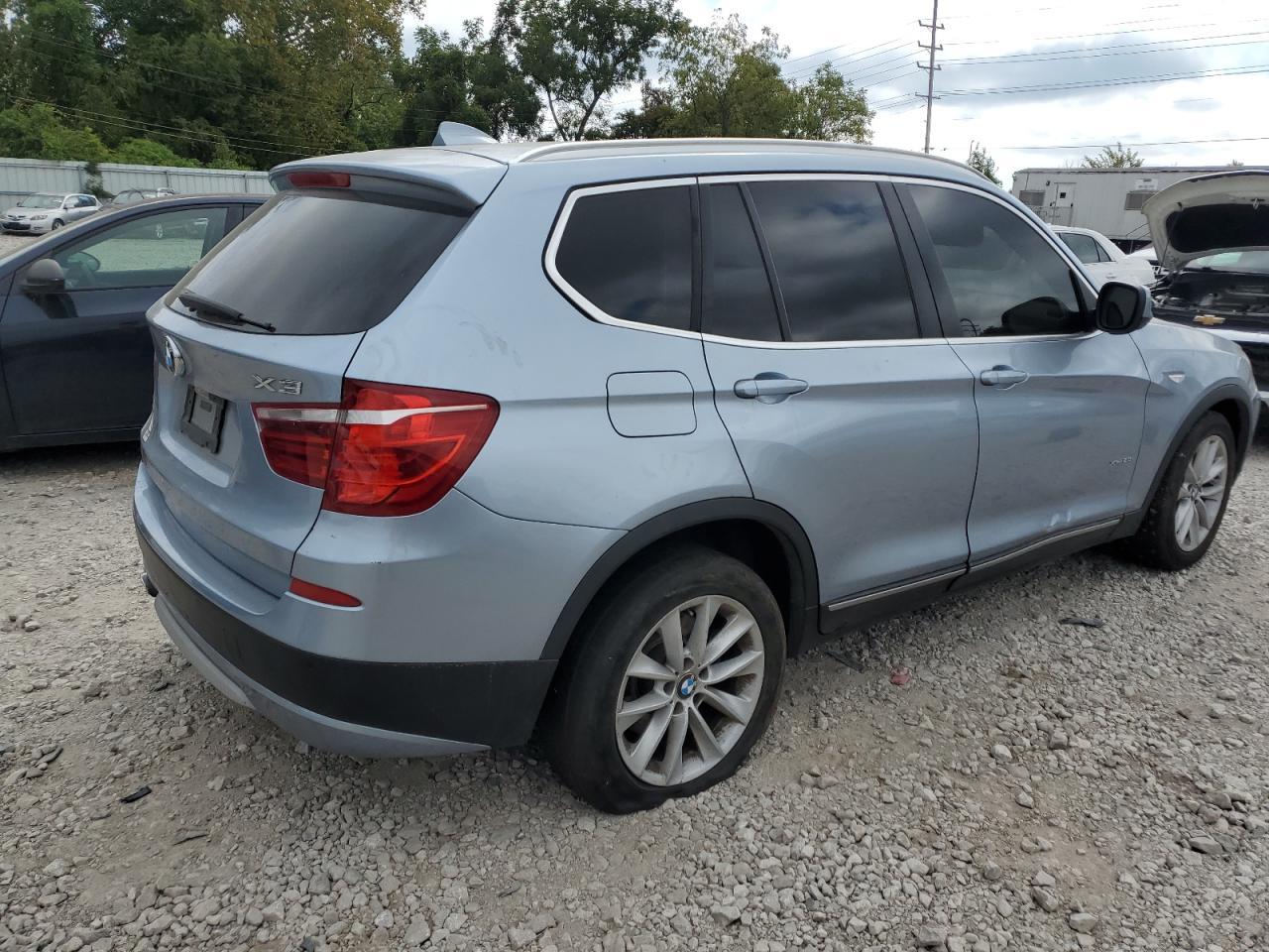 2014 BMW X3 xDrive28I - Image 3