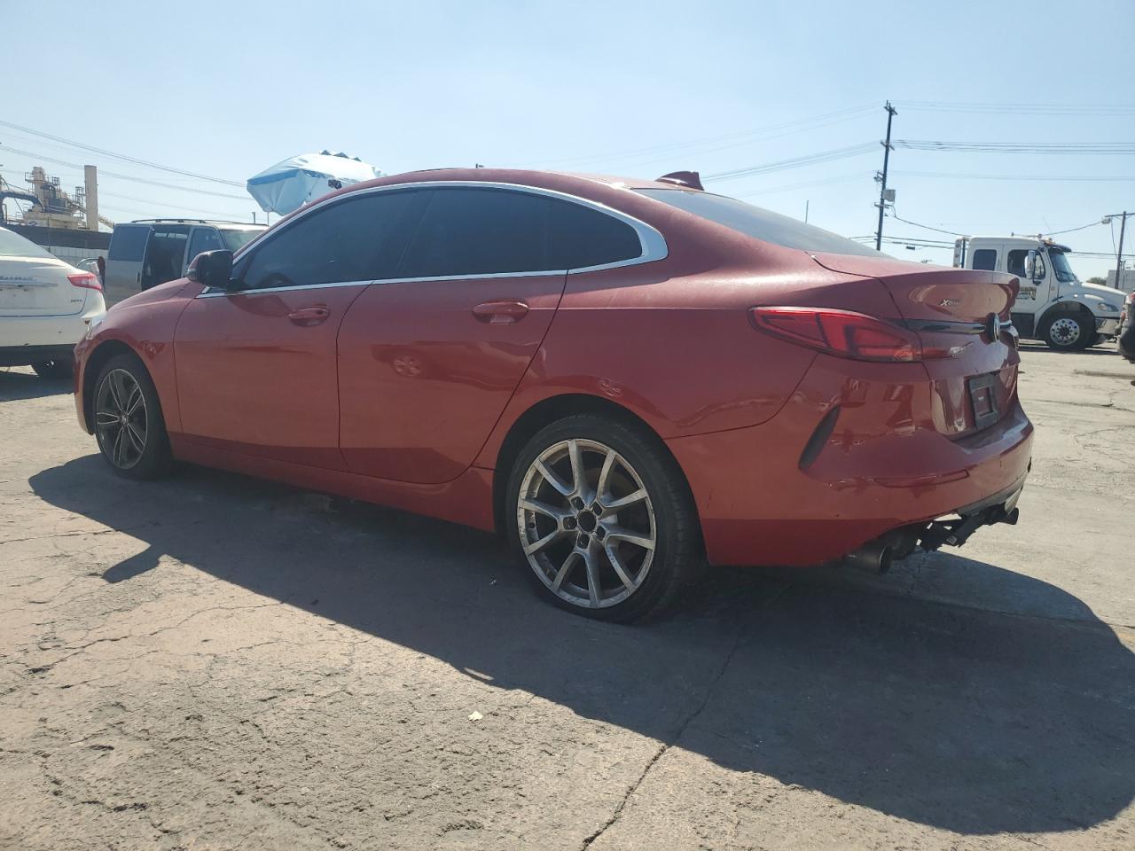 2021 BMW 228Xi - Фото 2