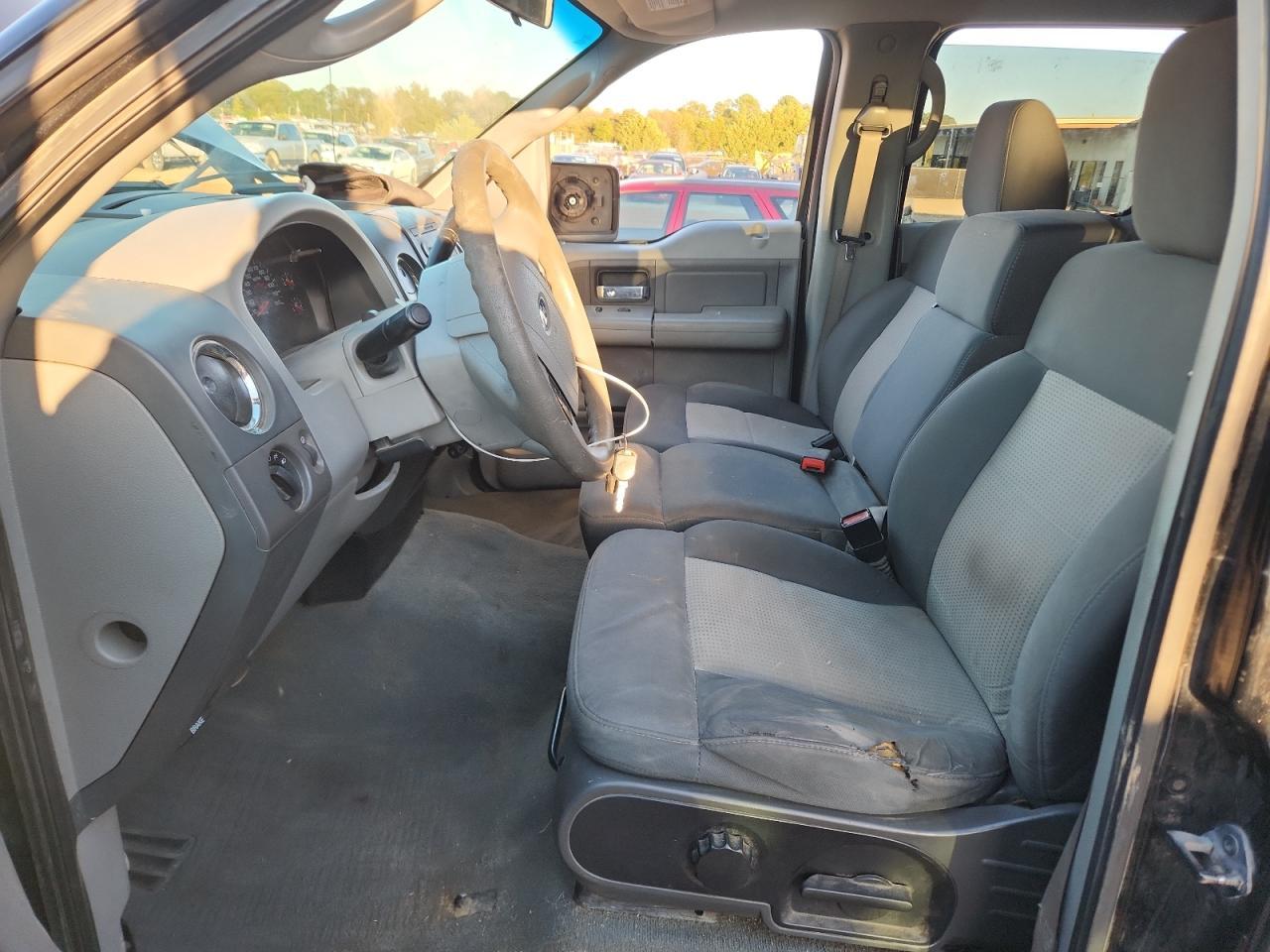 2007 Ford F150 Supercrew - Image 7
