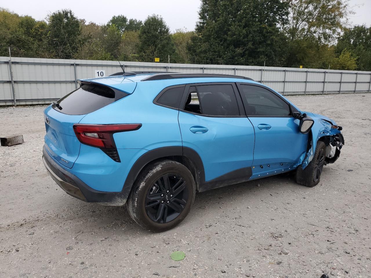 2025 Chevrolet Trax Activ - Image 3