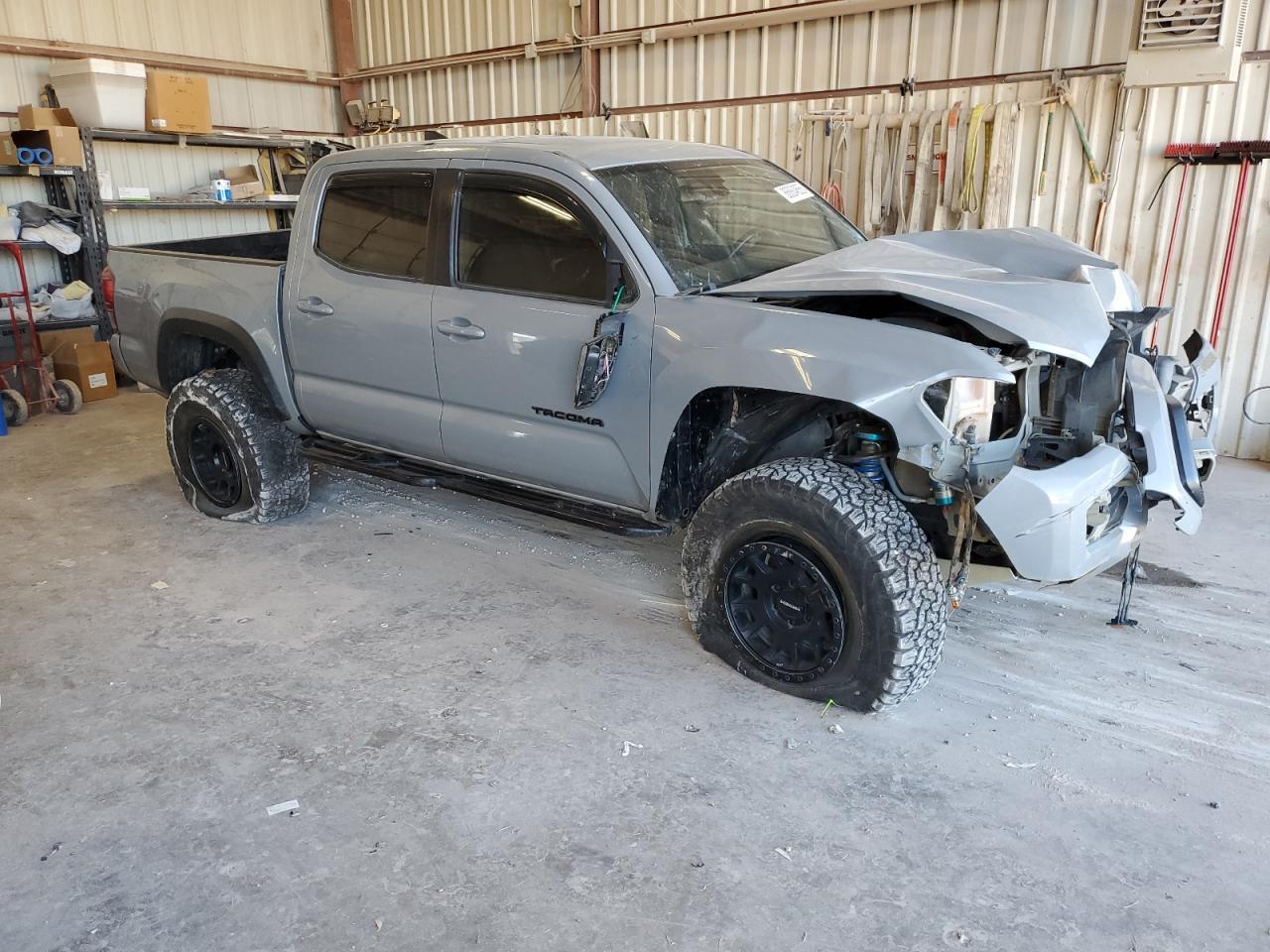 2019 Toyota Tacoma Double Cab - Image 4