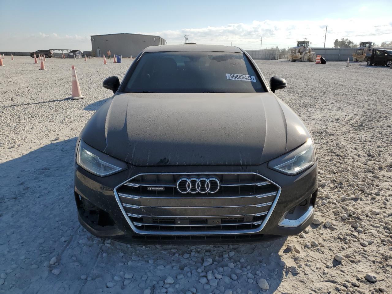 2021 Audi A4 Premium 40 - Фото 5