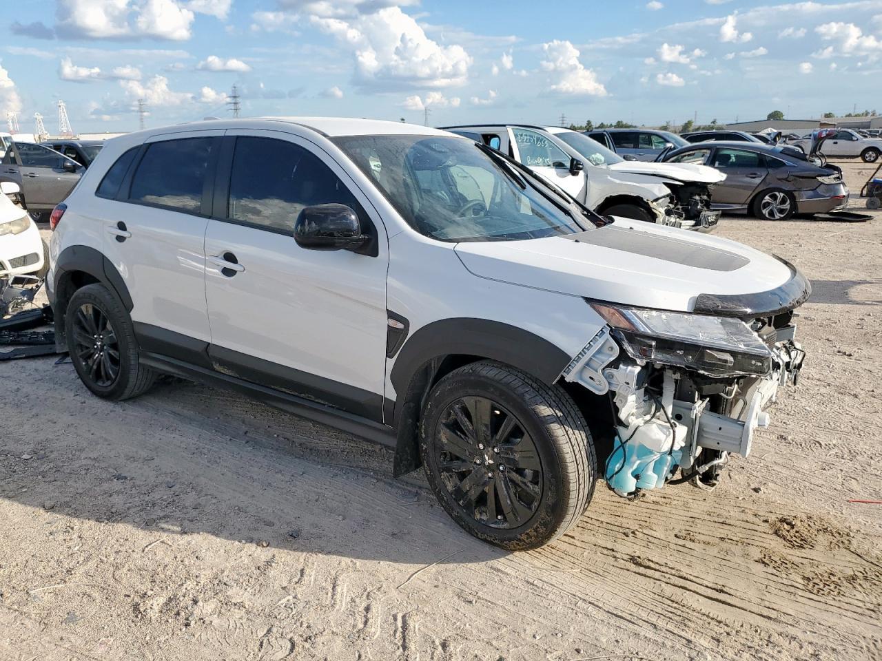 2025 Mitsubishi Outlander Sport S - Image 4