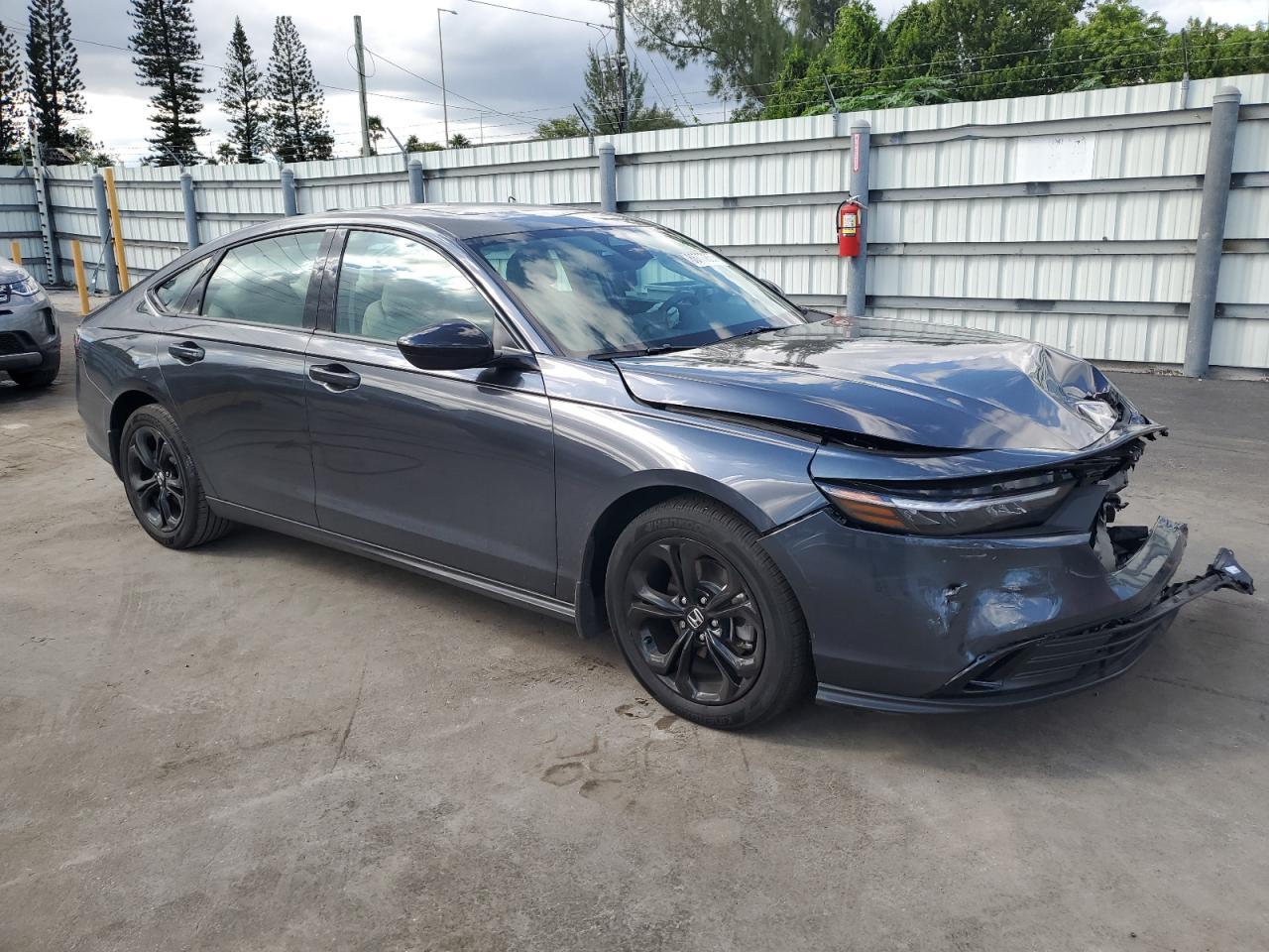 2025 Honda Accord Se - Фото 4