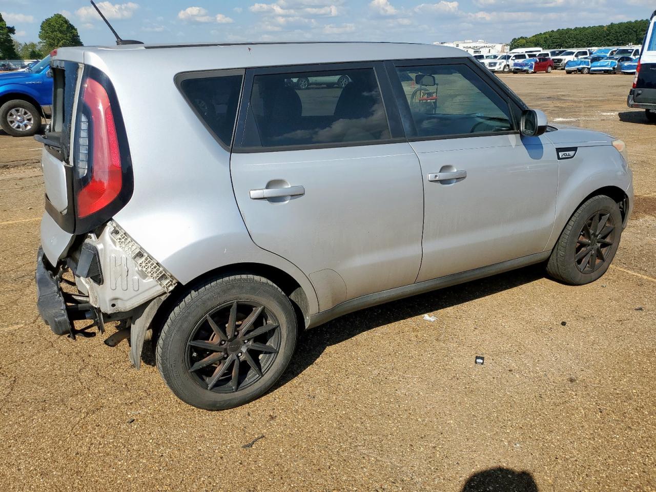 2015 Kia Soul - Фото 3