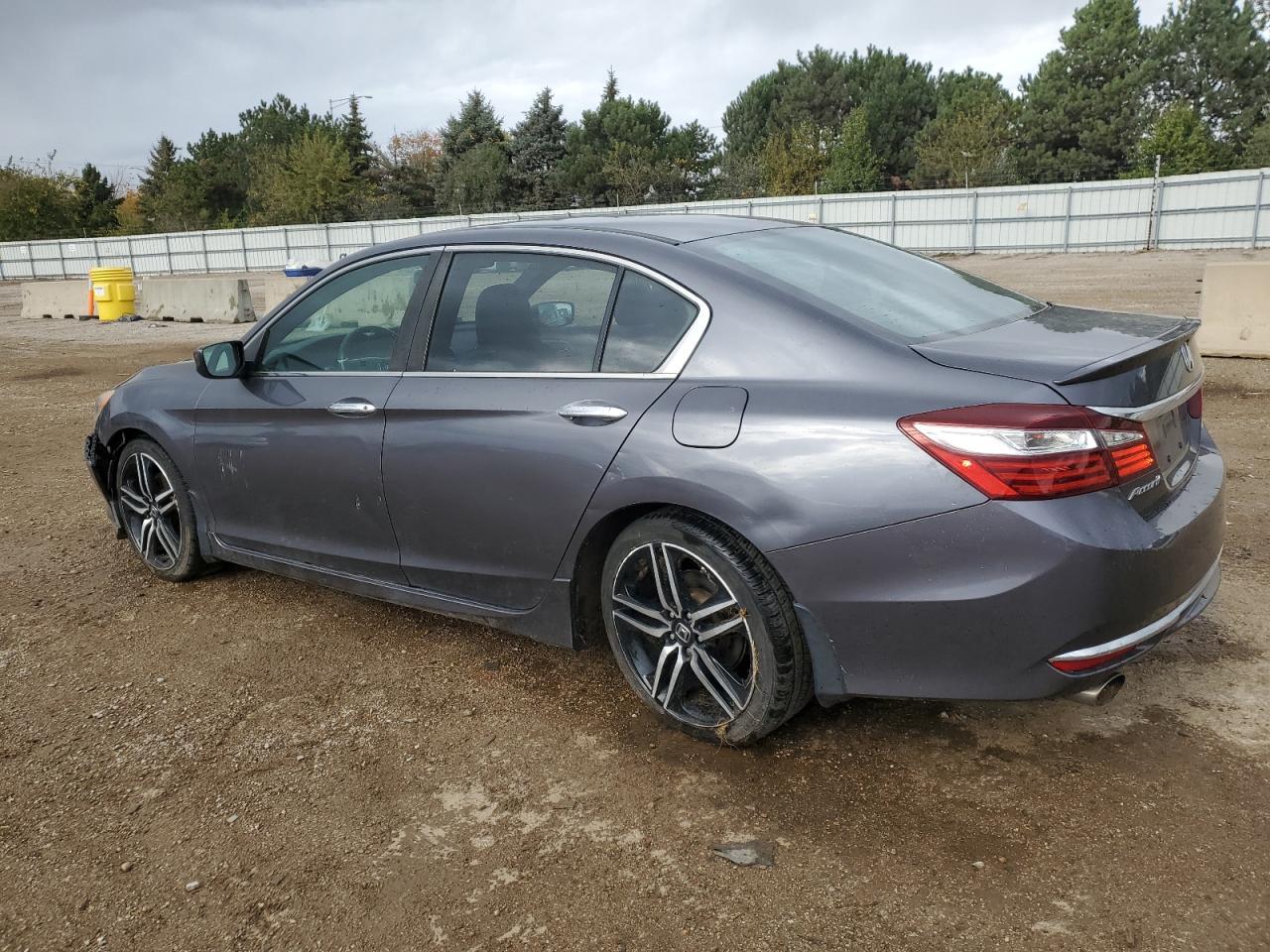 2017 Honda Accord Sport Special Edition - Фото 2