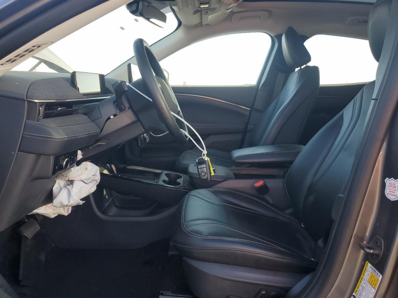 2023 Ford Mustang Mach-E Premium - Image 7