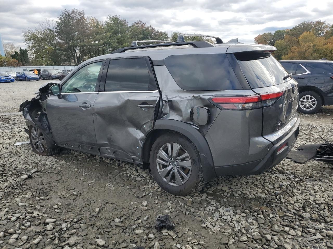 2024 Nissan Pathfinder Sv - Фото 2