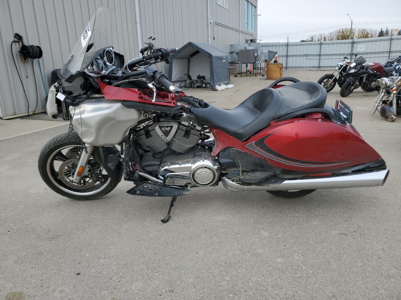 2013 Victory Motorcycles Vision Tour - Фото 3