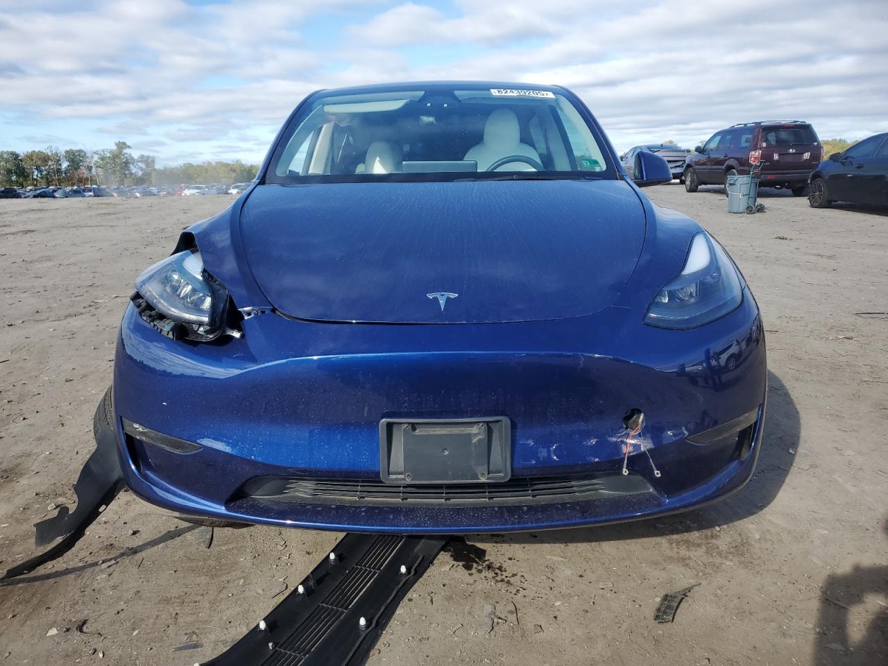 2023 Tesla Model Y - Фото 5