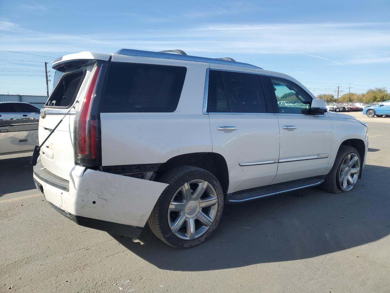 2020 Cadillac Escalade Luxury - Фото 3