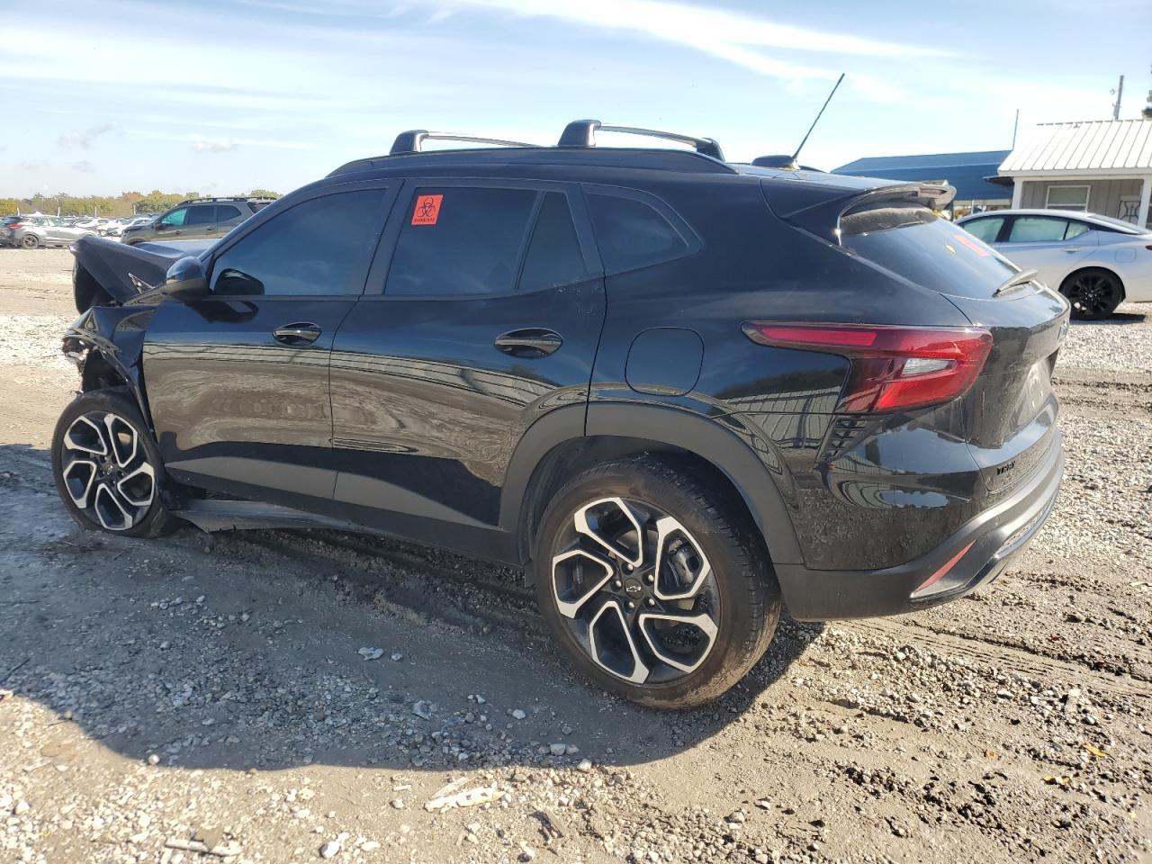 2025 Chevrolet Trax 2Rs - Image 2