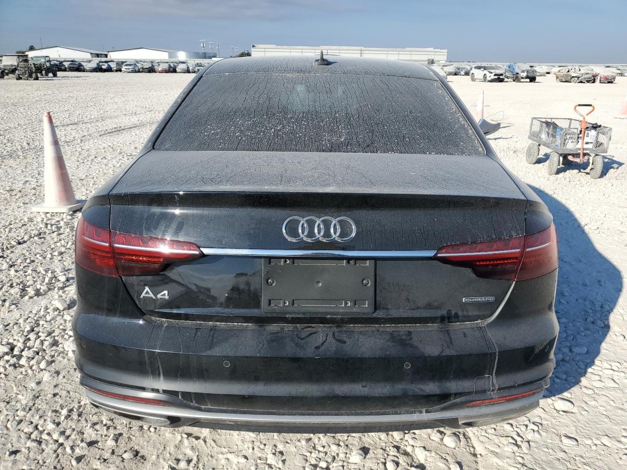 2021 Audi A4 Premium 40 - Фото 6