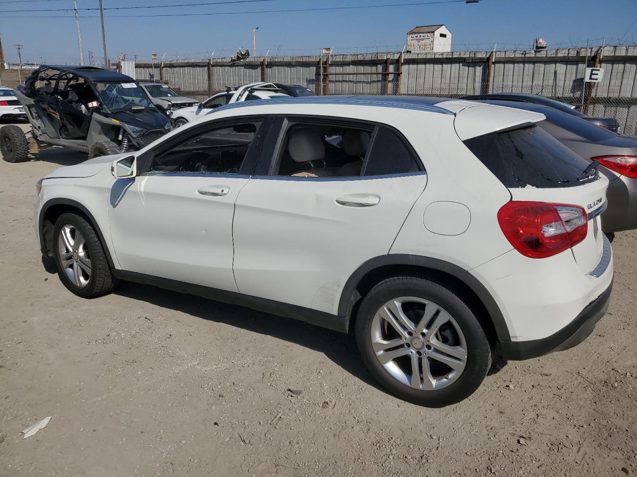 2015 Mercedes-Benz Gla 250 4Matic - Фото 2