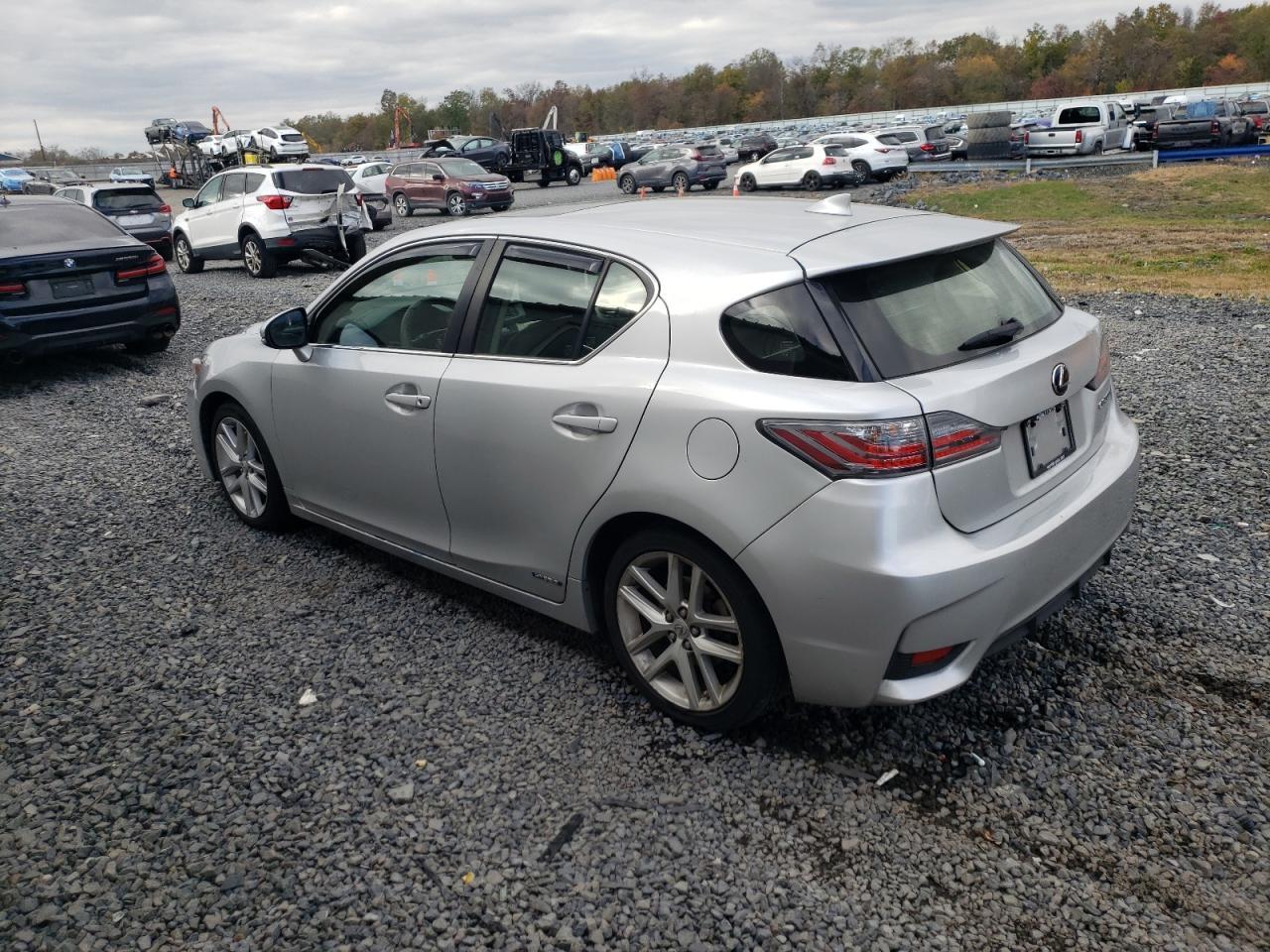 2014 Lexus Ct 200 - Image 2