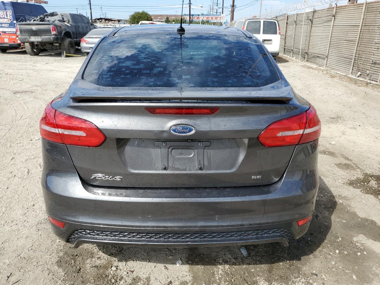 2016 Ford Focus Se - Image 6