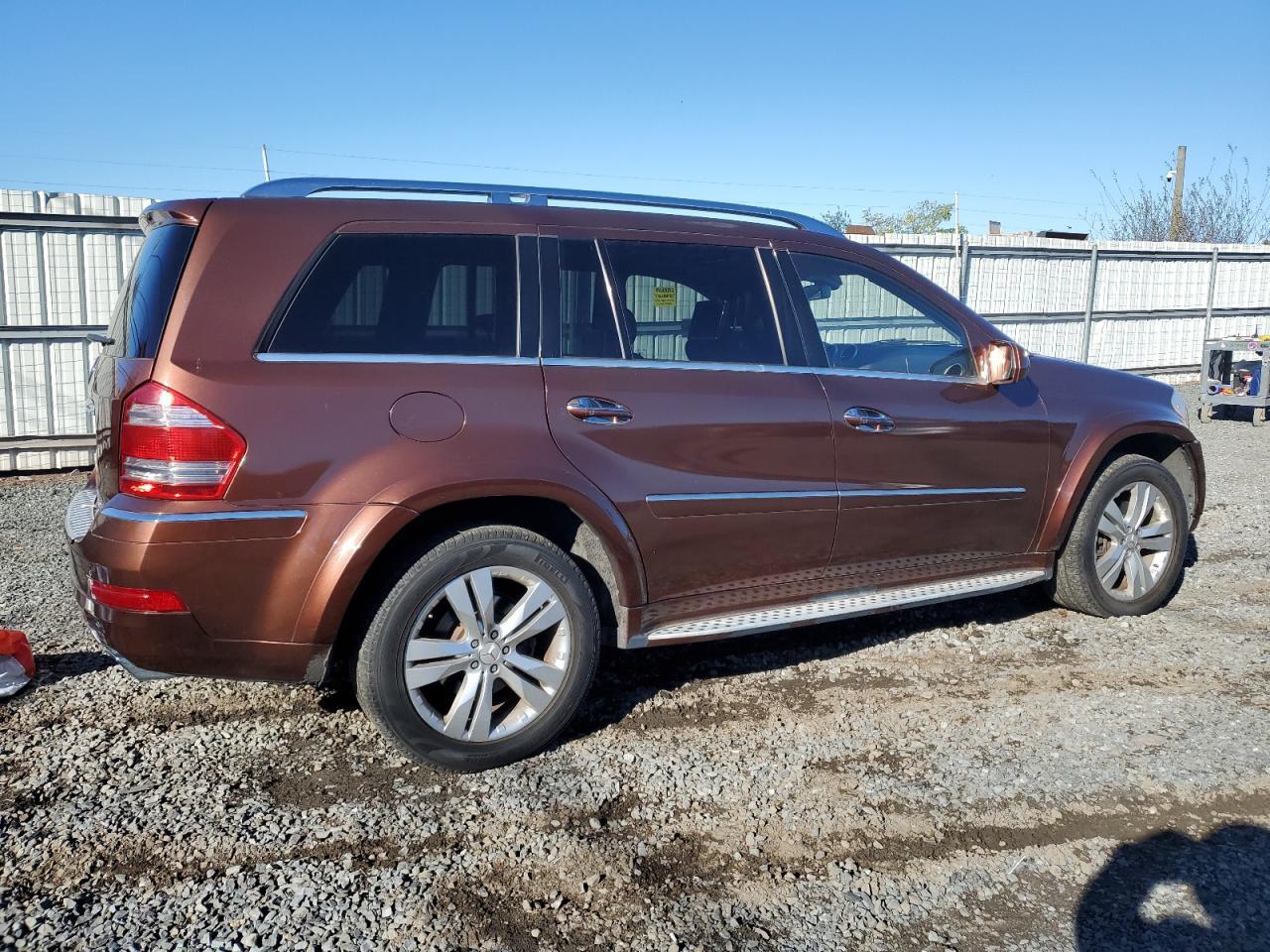 2009 Mercedes-Benz Gl 550 4Matic - Image 3