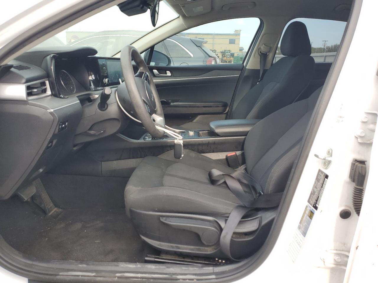 2022 Kia K5 Lxs - Image 7