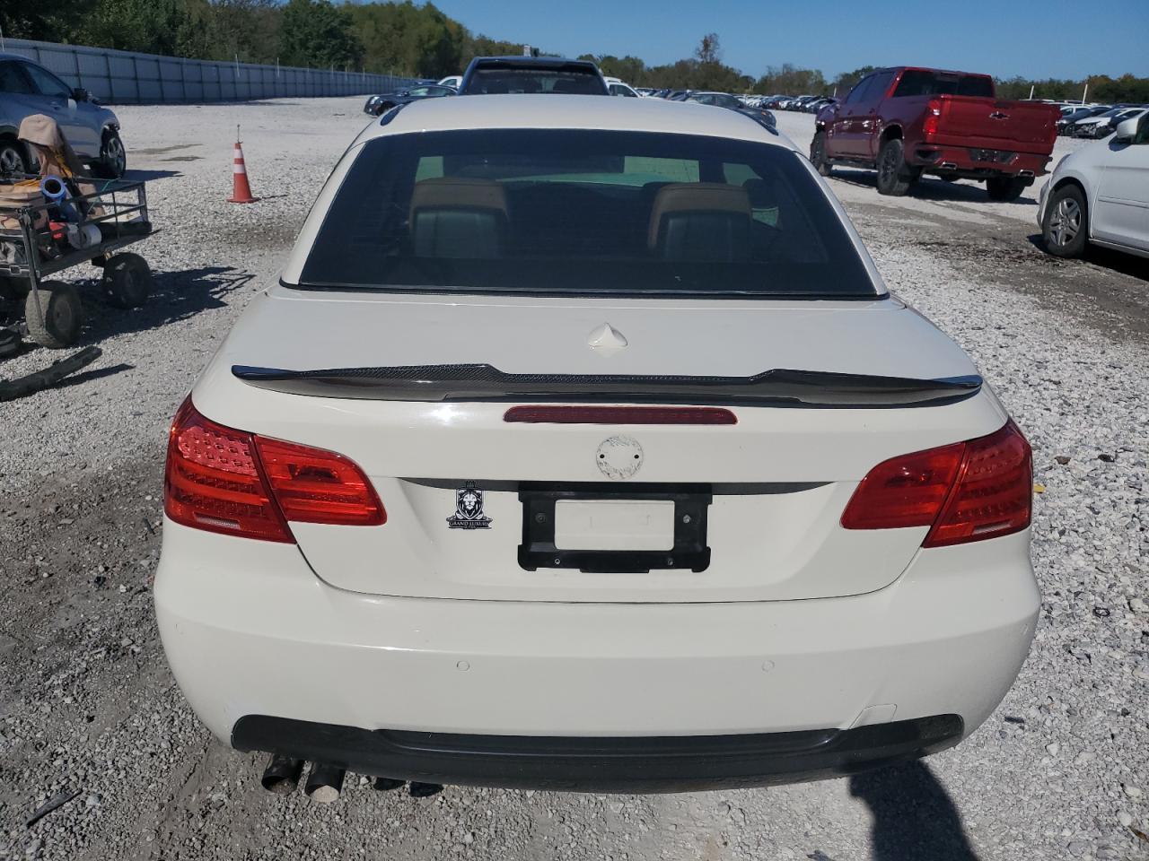 2011 BMW 328 I - Image 6