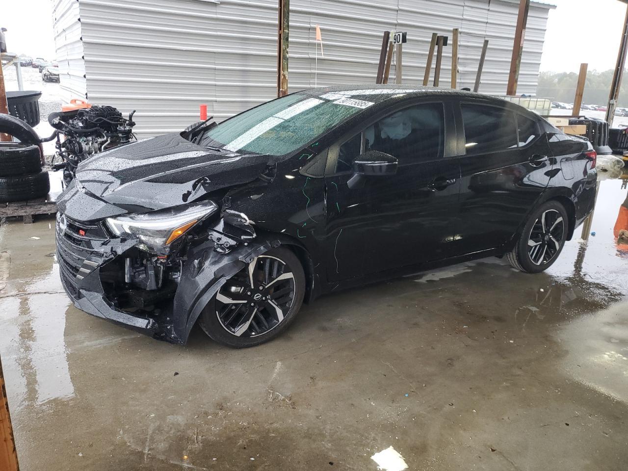 2025 Nissan Versa Sr