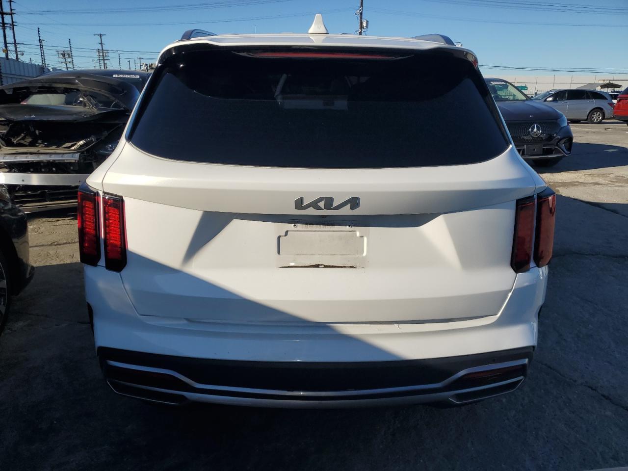 2023 Kia Sorento Hybrid Ex - Image 6