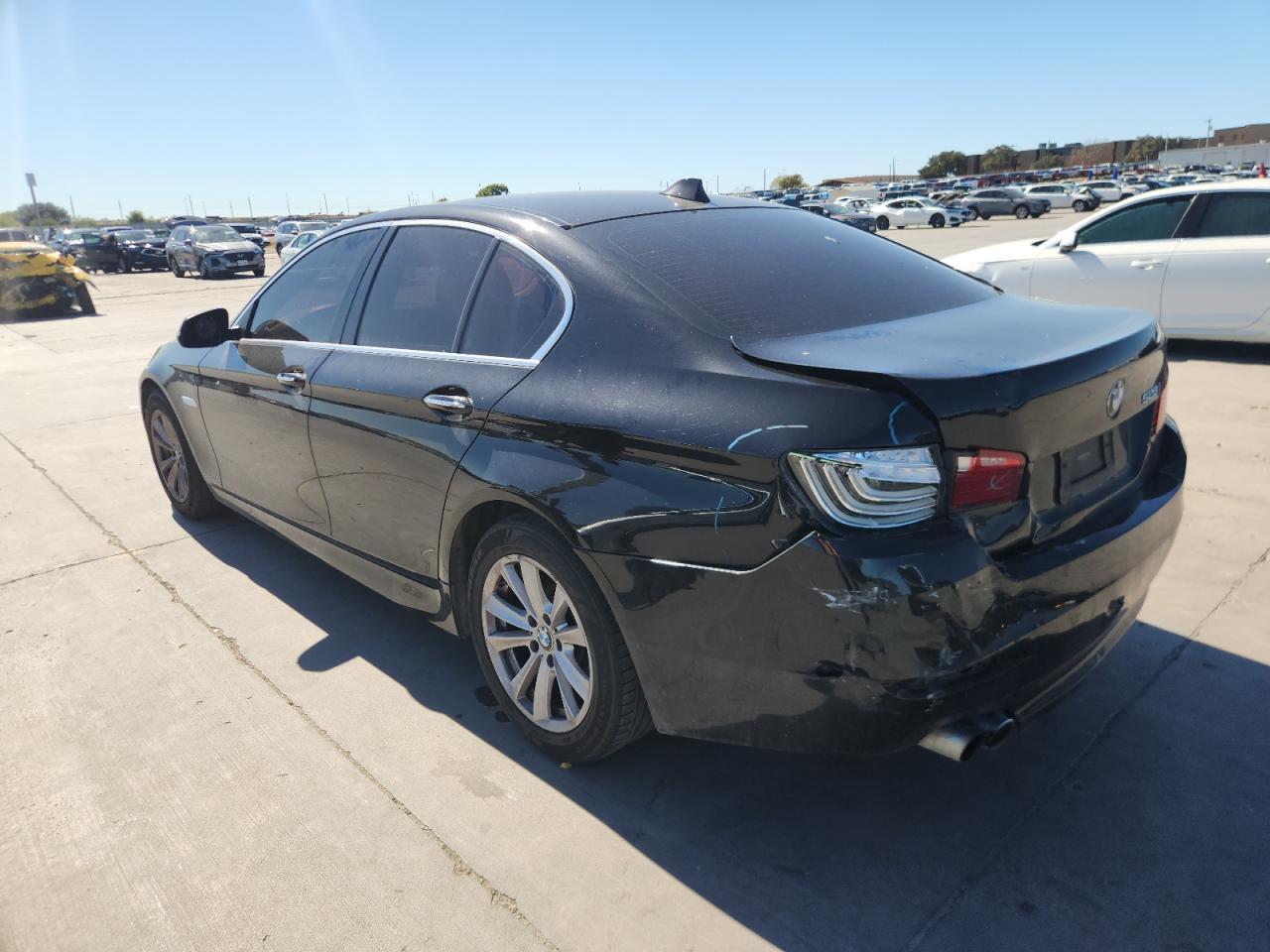 2016 BMW 528 I - Фото 2