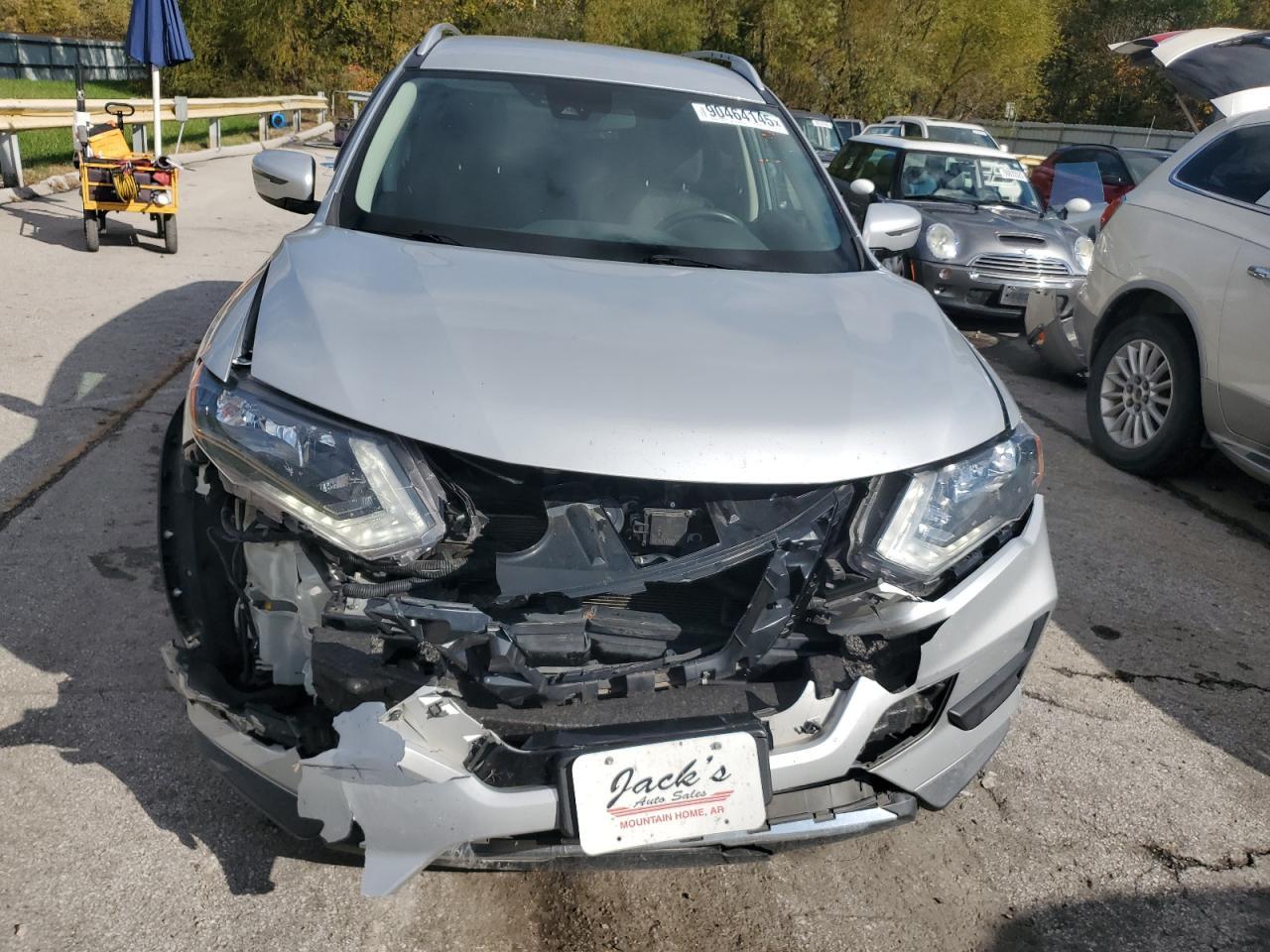 2019 Nissan Rogue S - Фото 5