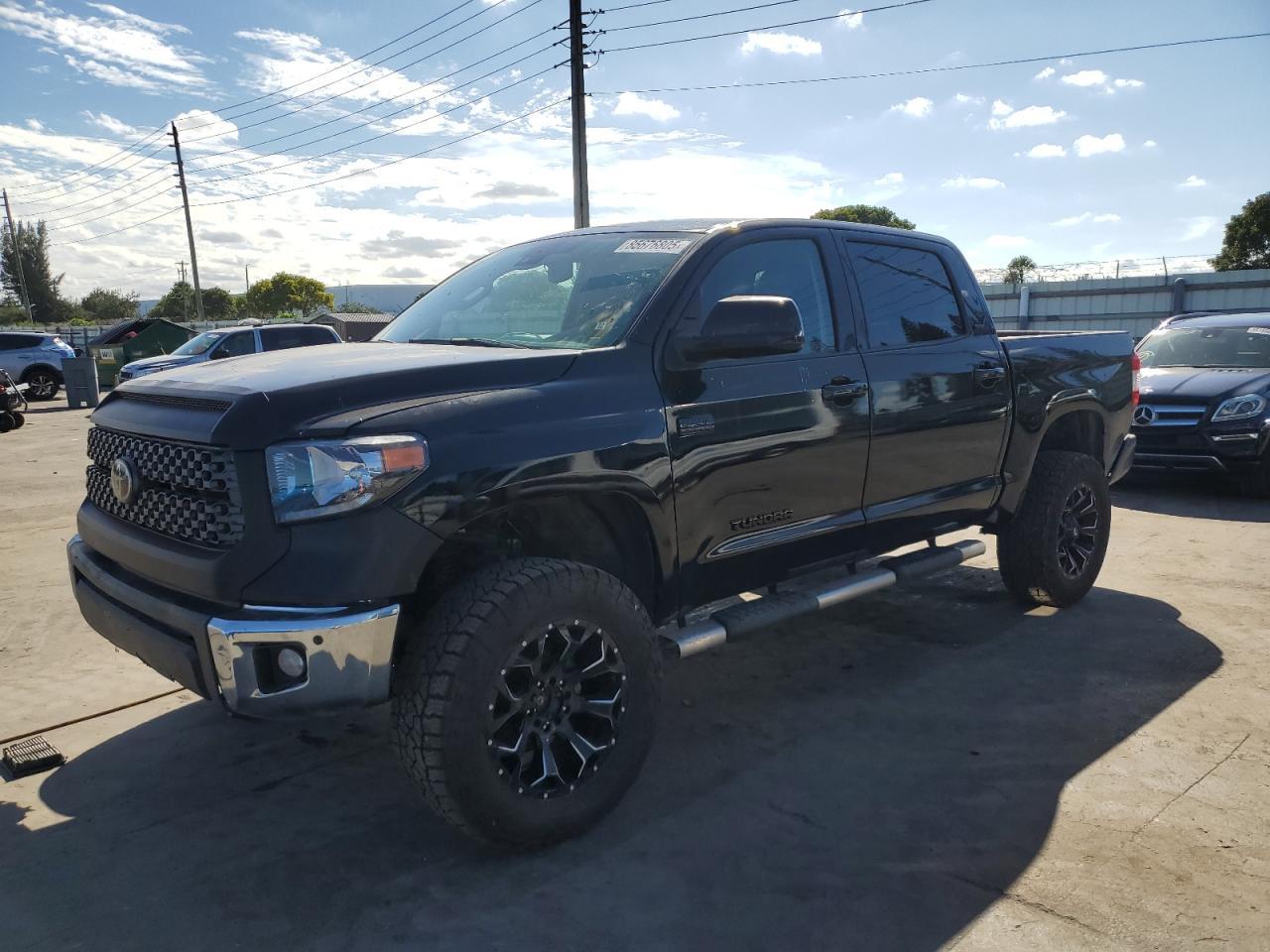 2020 Toyota Tundra Crewmax Sr5