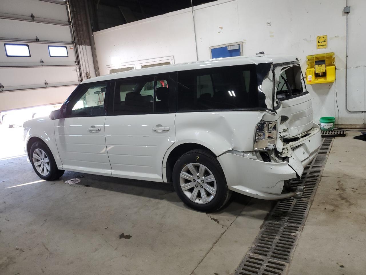 2011 Ford Flex Se - Image 2