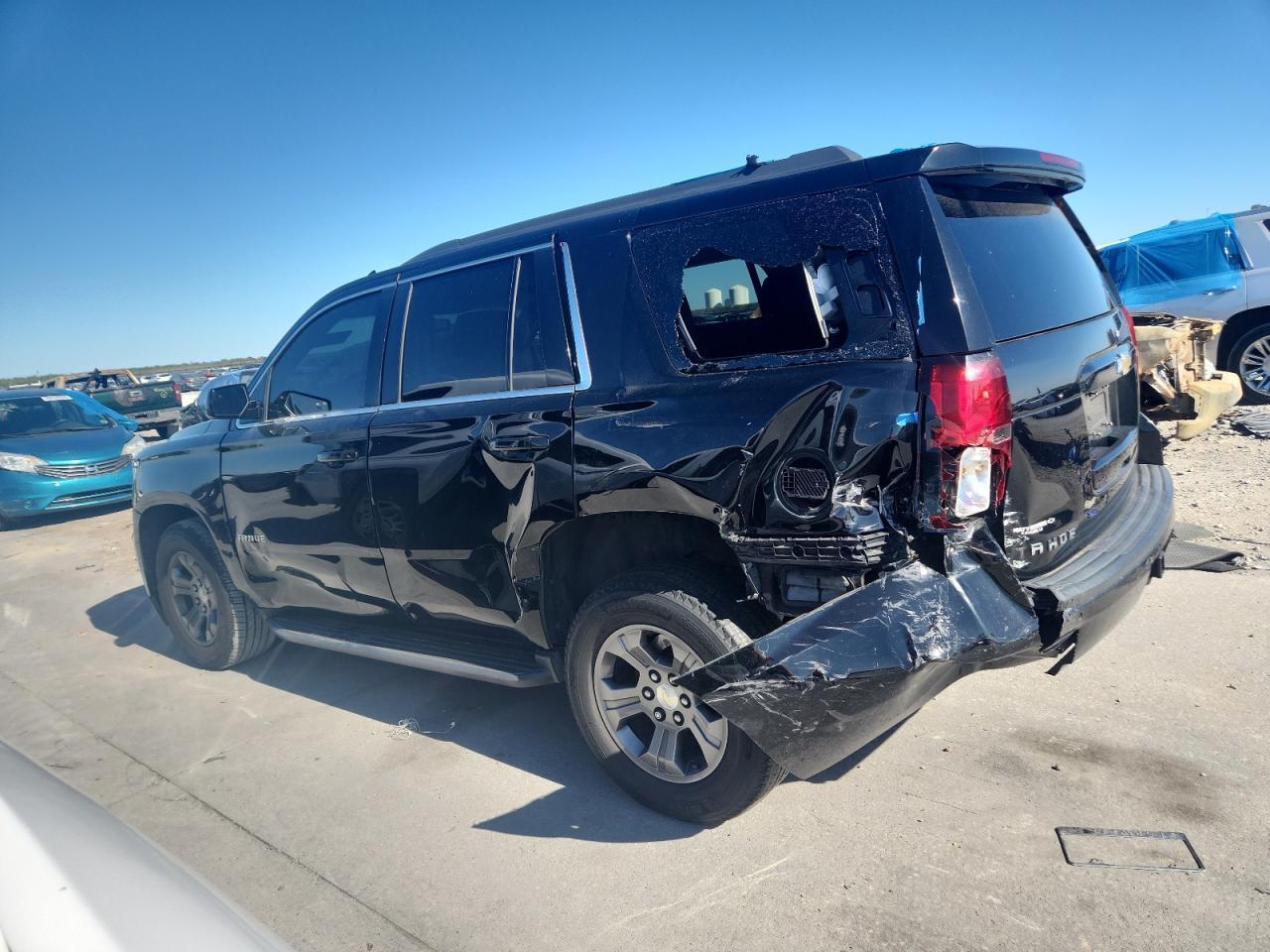 2018 Chevrolet Tahoe C1500 Ls - Фото 2