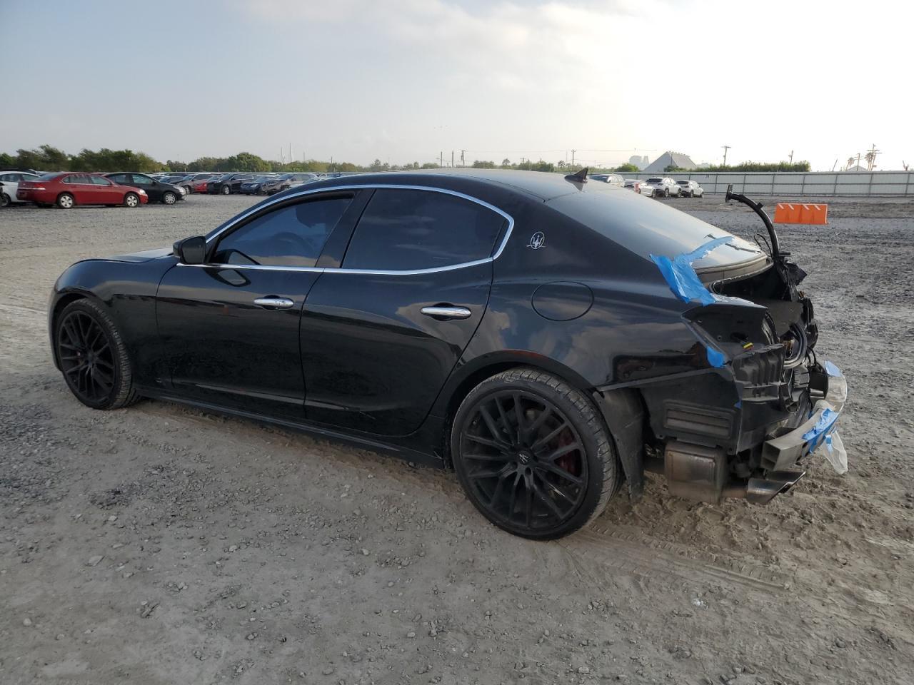 2017 Maserati Ghibli S - Фото 2