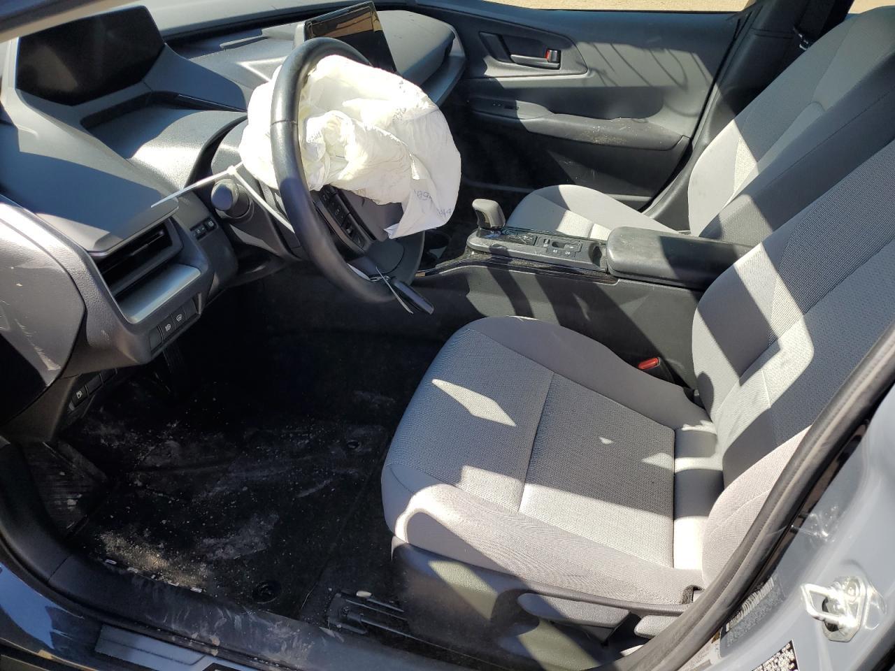 2024 Toyota Prius Le - Фото 7