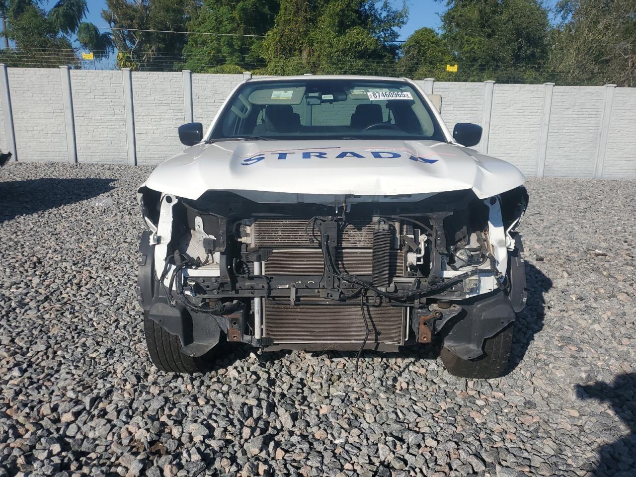 2022 Nissan Frontier S - Image 5