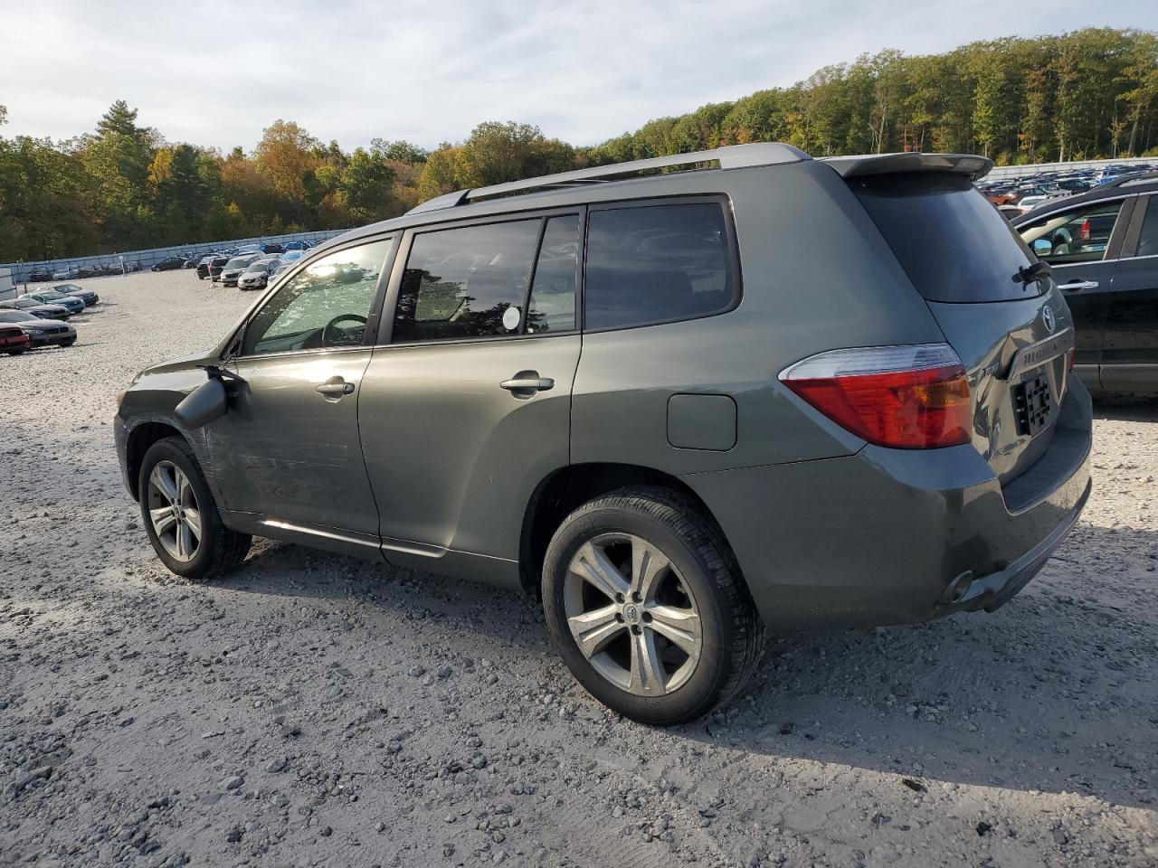 2008 Toyota Highlander Sport - Image 2