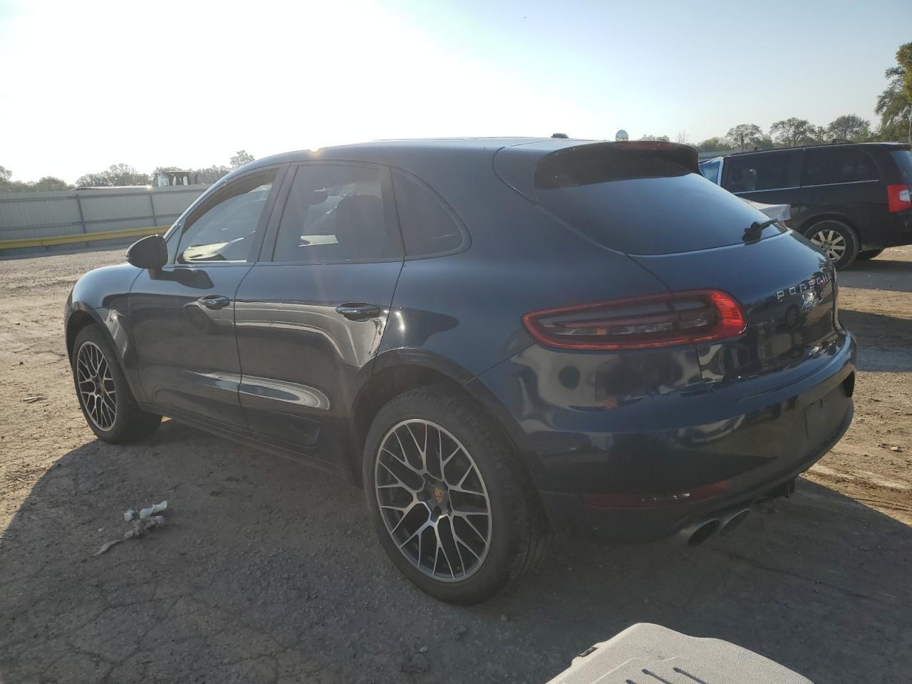 2016 Porsche Macan S - Image 2