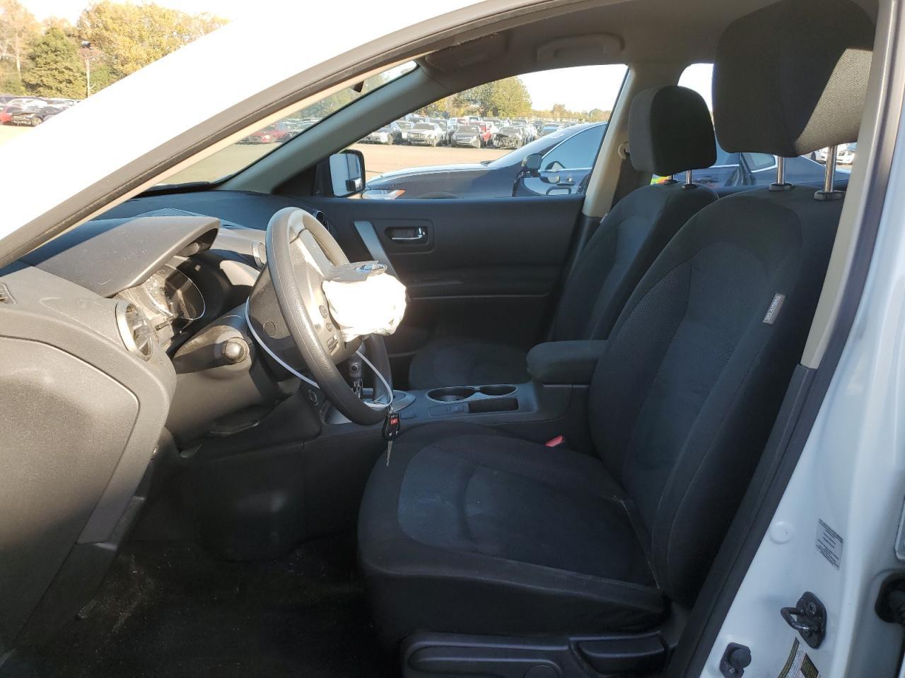 2015 Nissan Rogue Select S - Image 7