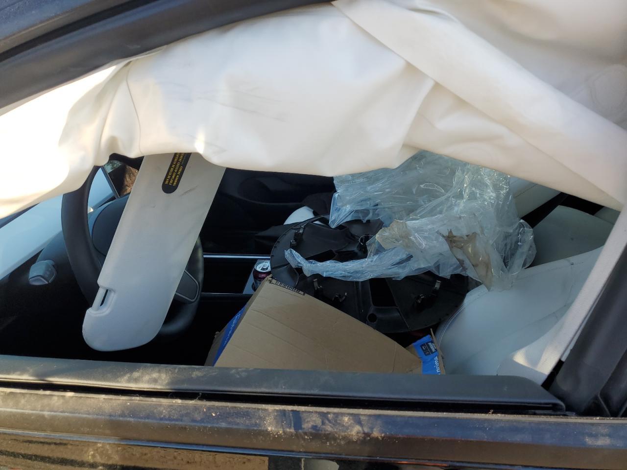 2021 Tesla Model 3 - Image 7