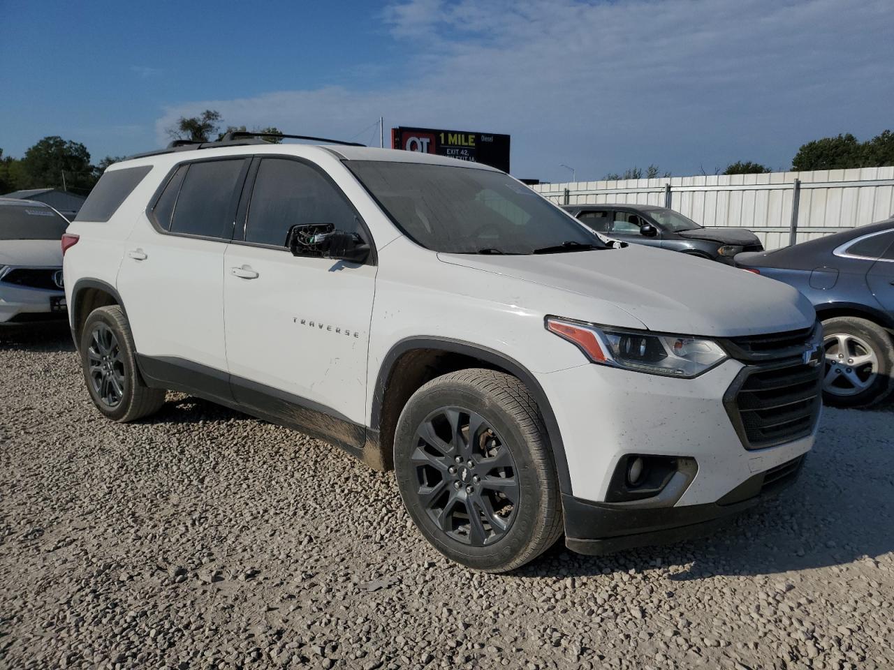 2019 Chevrolet Traverse Rs - Image 4