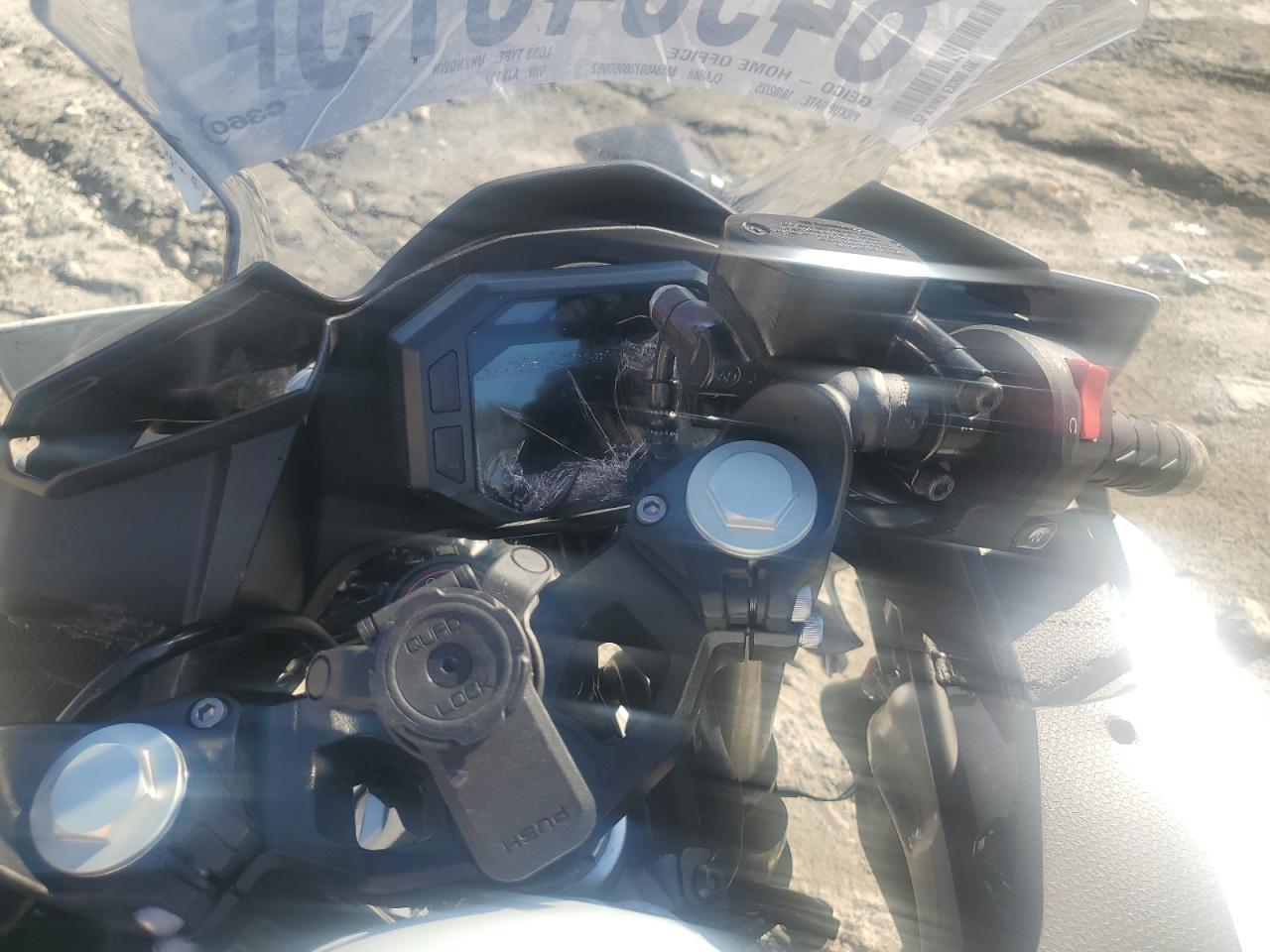 2025 Kawasaki Ex500 - Image 7