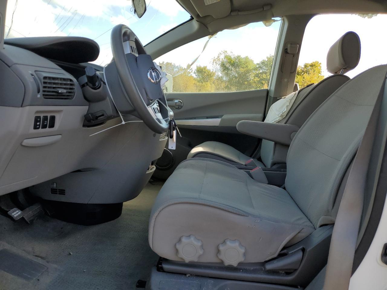 2009 Nissan Quest S - Фото 7