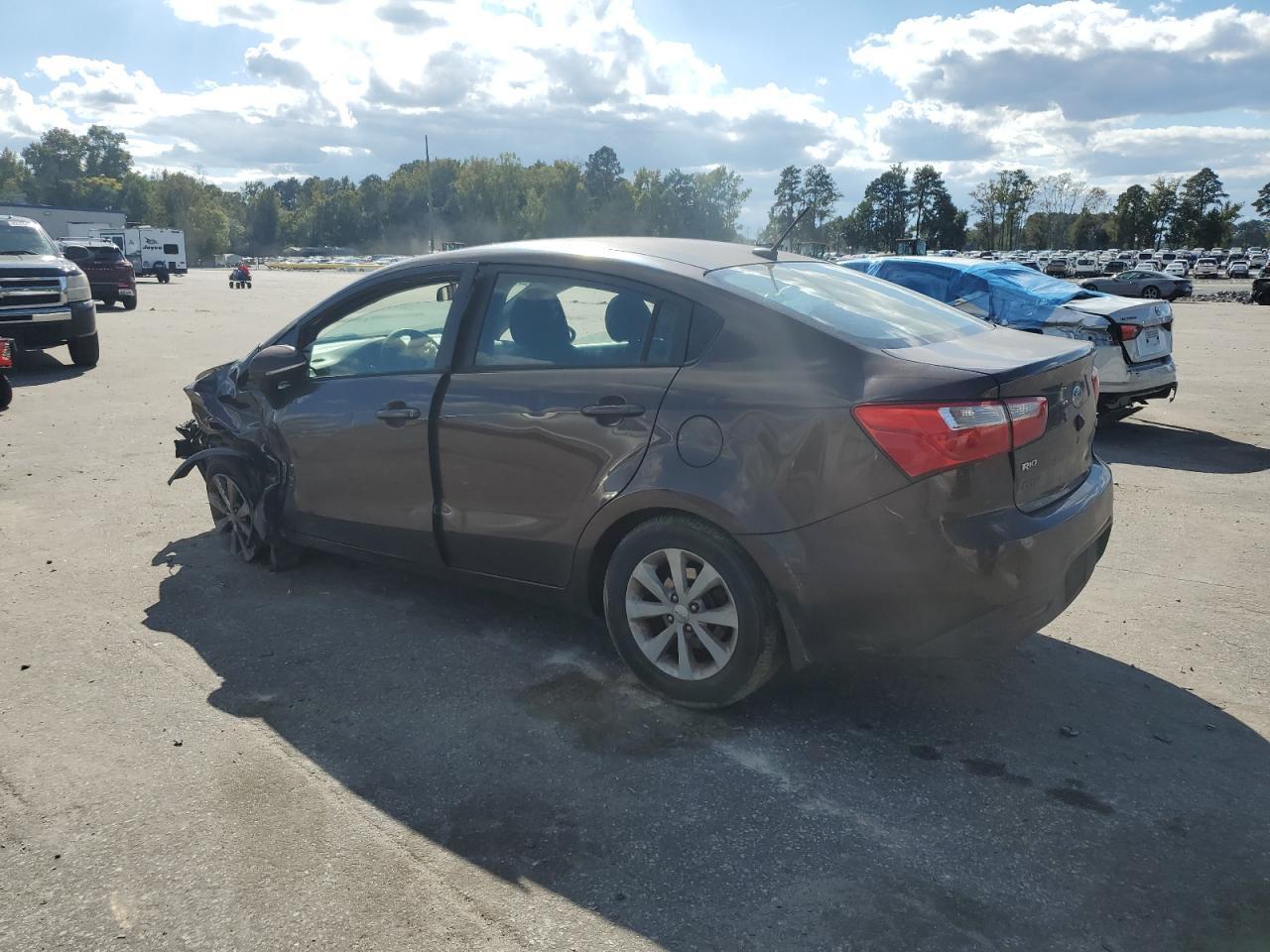 2013 Kia Rio Ex - Image 2