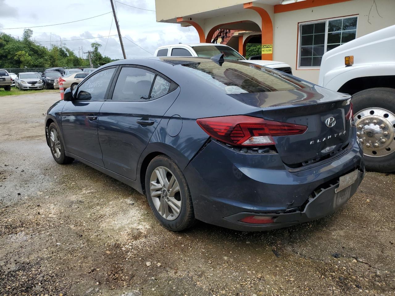 2020 Hyundai Elantra Se - Фото 2