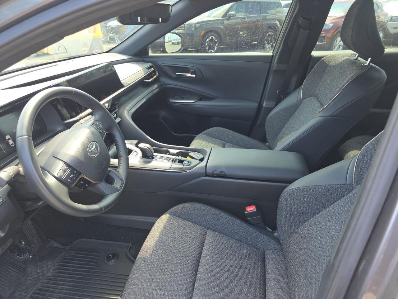 2023 Toyota Crown Xle - Фото 7