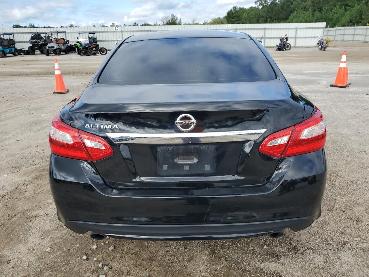 2016 Nissan Altima 2.5 - Фото 6
