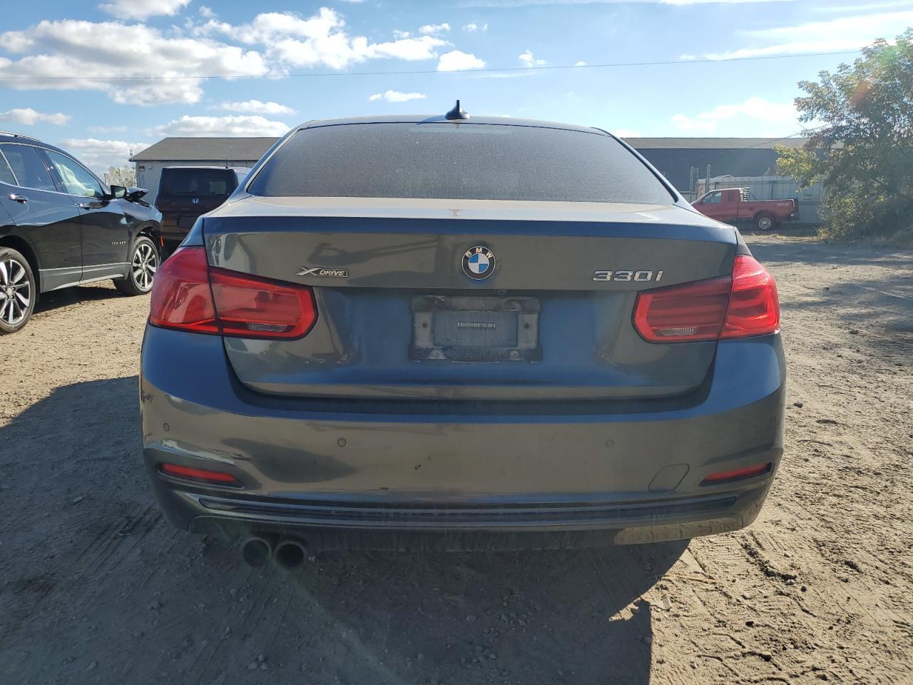 2017 BMW 330 Xi - Фото 6