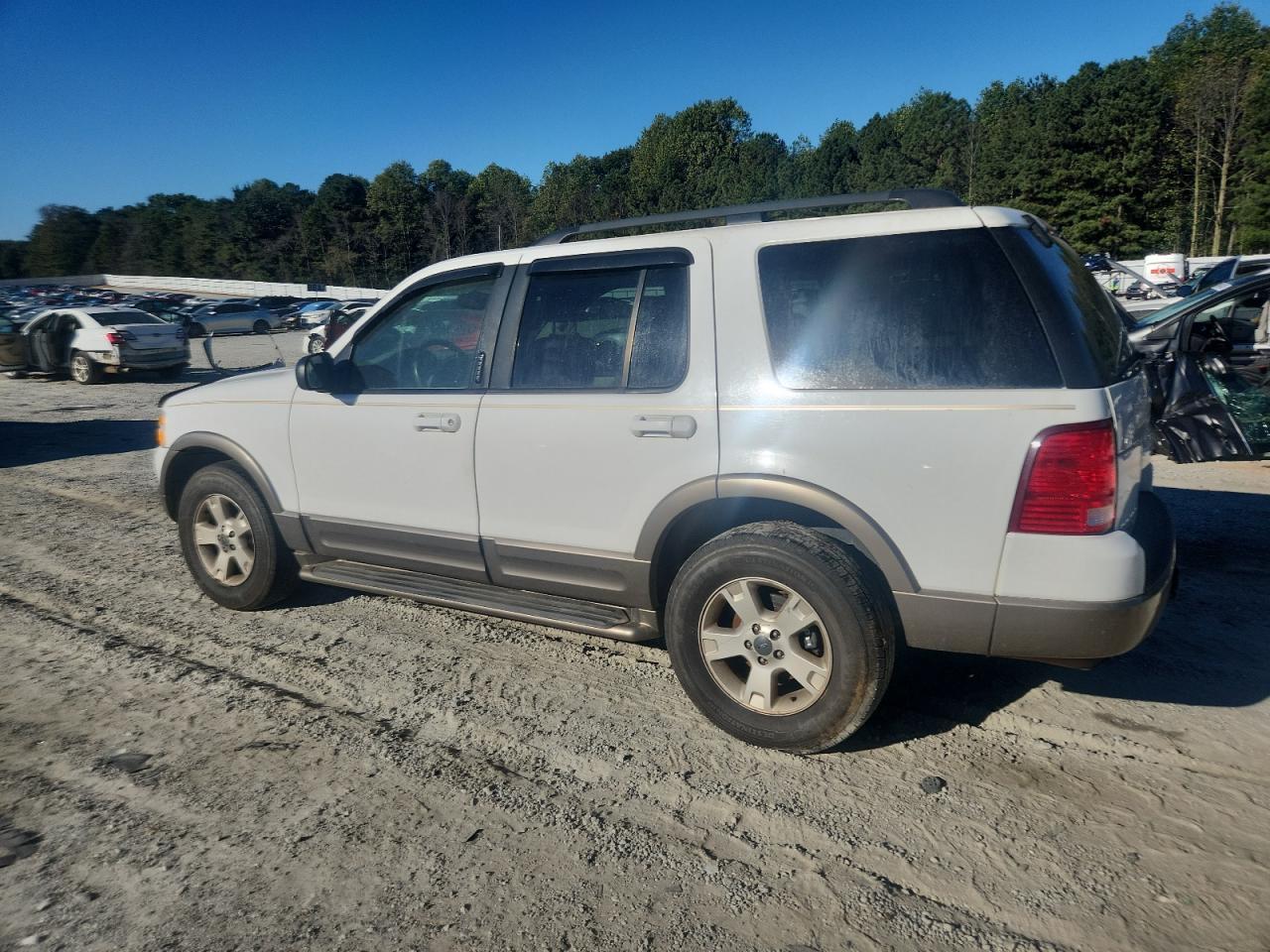 2003 Ford Explorer Eddie Bauer - Image 2