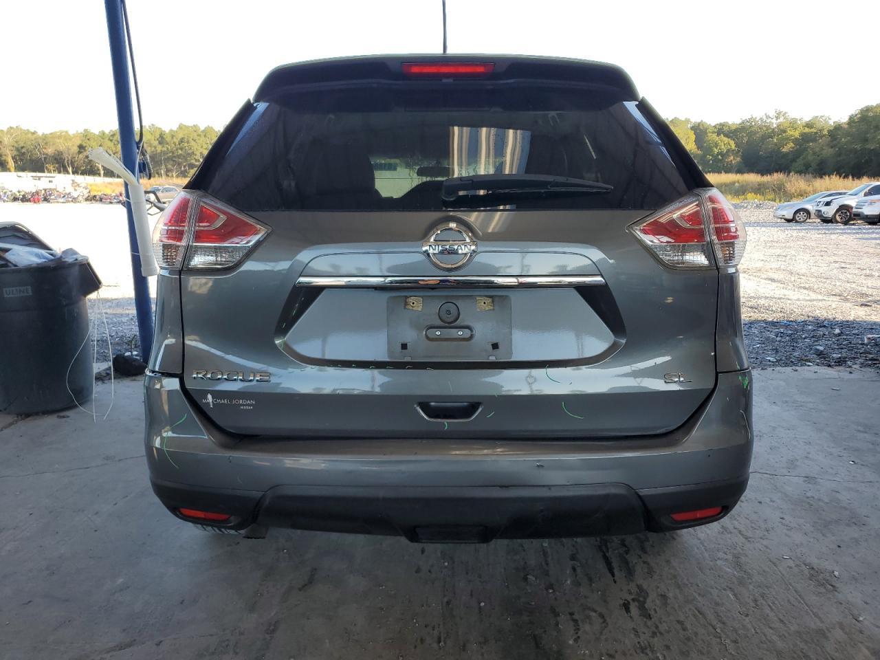 2016 Nissan Rogue S - Image 6