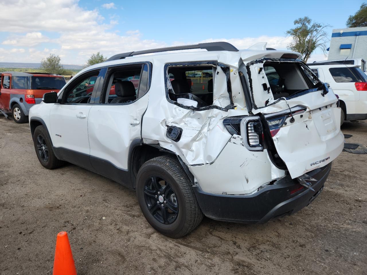 2023 GMC Acadia At4 - Фото 2